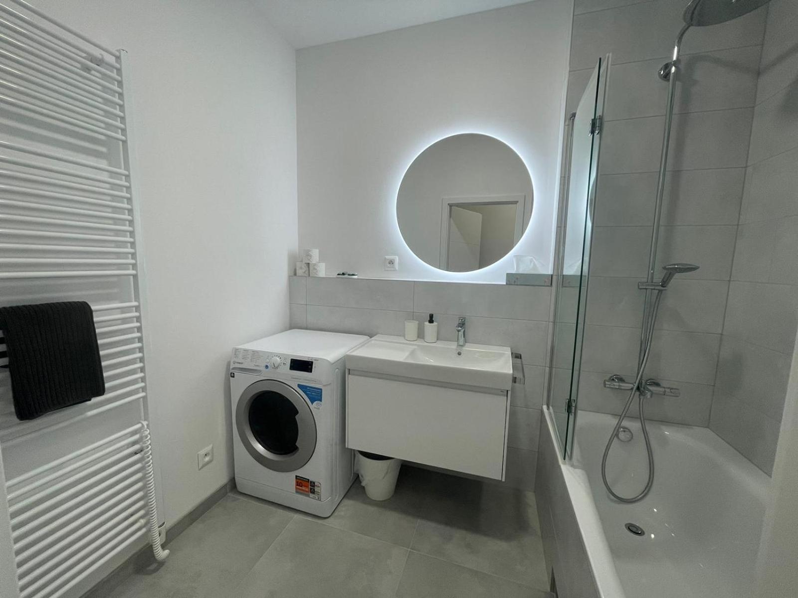 Sag New Complex In The Heart Of The Old Town Free Parking Free Wi-Fi Apartment Bratislava Bagian luar foto